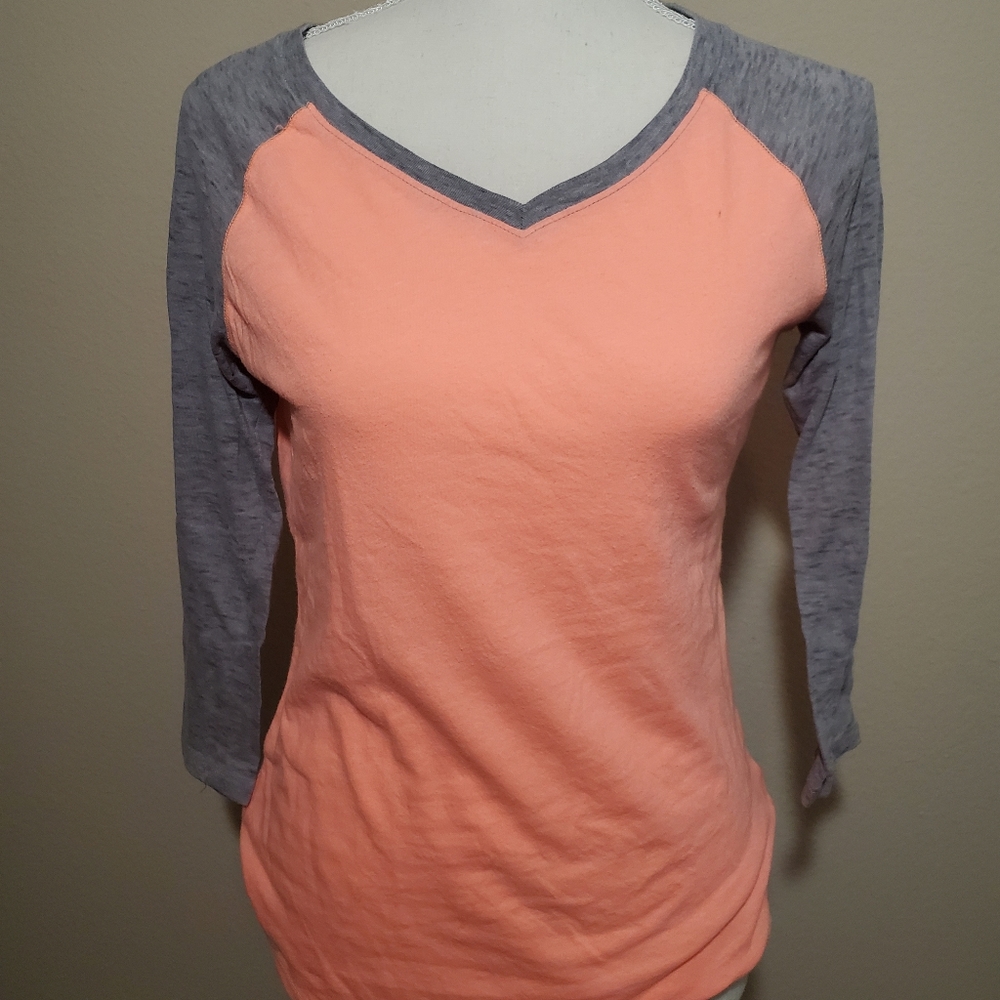 Coral top